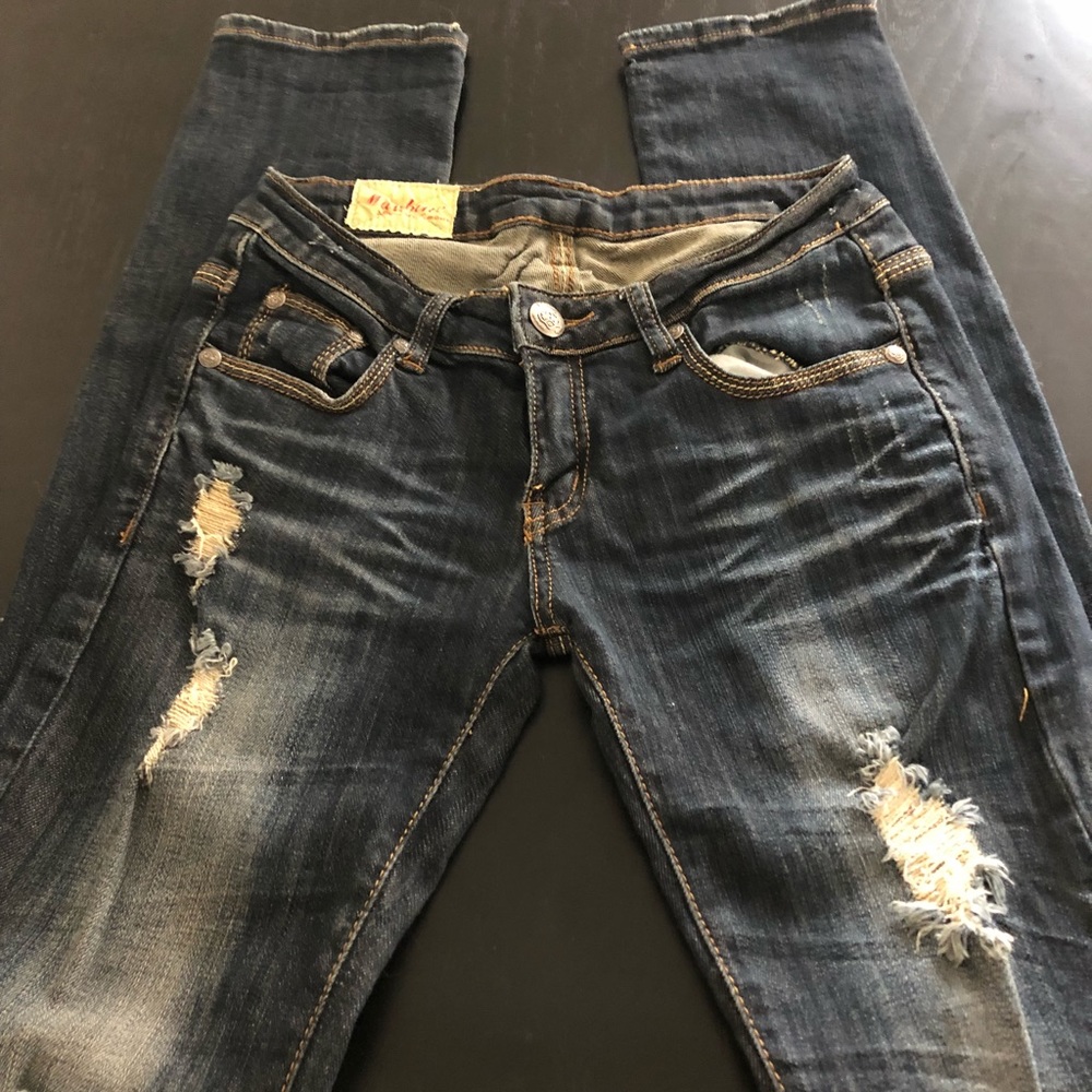 Distressed Dark denim Machine jeans size 28